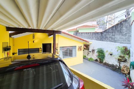 Casa à venda com 303m², 2 quartos e 1 vagaGaragem
