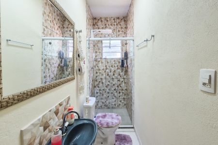 Casa à venda com 303m², 2 quartos e 1 vagaBanheiro da Suíte