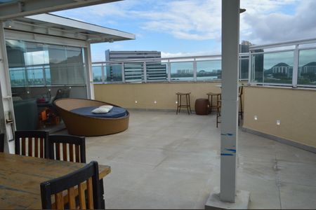 Apartamento à venda com 200m², 3 quartos e 2 vagasTerraço