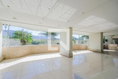 Apartamento à venda com 200m², 3 quartos e 2 vagasÁrea comum - Salão de festas