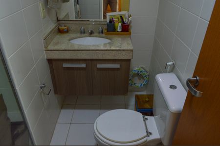 Apartamento à venda com 200m², 3 quartos e 2 vagasBanheiro 2