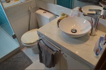 Apartamento à venda com 200m², 3 quartos e 2 vagasBanheiro da Suíte