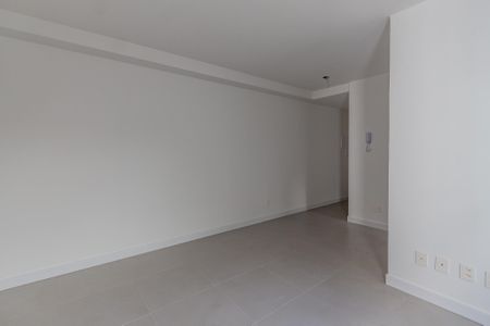Sala de apartamento à venda com 2 quartos, 65m² em Menino Deus, Porto Alegre