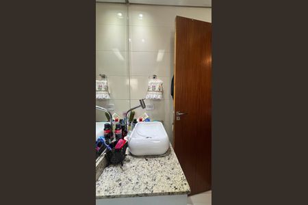 Apartamento à venda com 70m², 2 quartos e 1 vagaBanheiro da Suíte