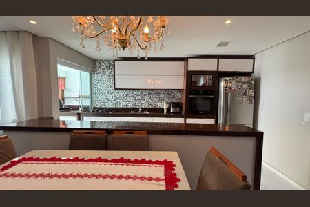 Apartamento à venda com 70m², 2 quartos e 1 vagaCozinha