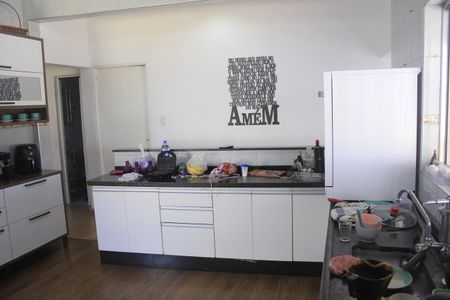 Casa à venda com 180m², 4 quartos e 4 vagasCozinha