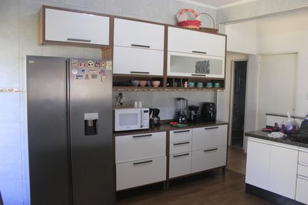 Casa à venda com 180m², 4 quartos e 4 vagasCozinha