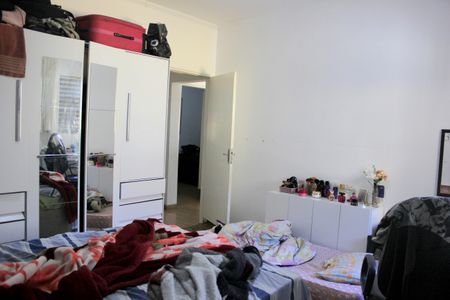 Casa à venda com 180m², 4 quartos e 4 vagasSuíte