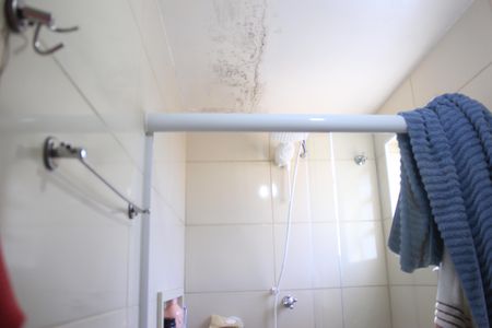 Casa à venda com 180m², 4 quartos e 4 vagasBanheiro da edícula