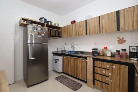 Casa à venda com 154m², 3 quartos e 2 vagasCozinha