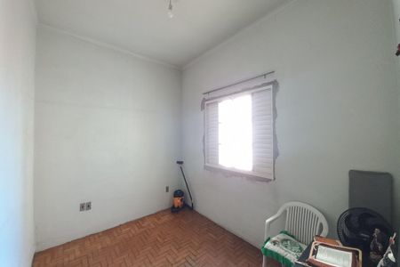 Casa à venda com 400m², 3 quartos e 3 vagas Casa à venda com 400m², 3 quartos e 3 vagasQuarto 3