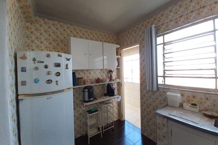 Casa à venda com 400m², 3 quartos e 3 vagas Casa à venda com 400m², 3 quartos e 3 vagasCozinha