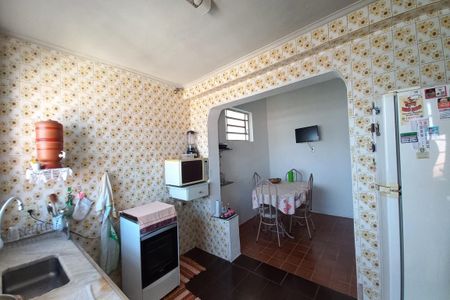 Casa à venda com 400m², 3 quartos e 3 vagas Casa à venda com 400m², 3 quartos e 3 vagasCozinha