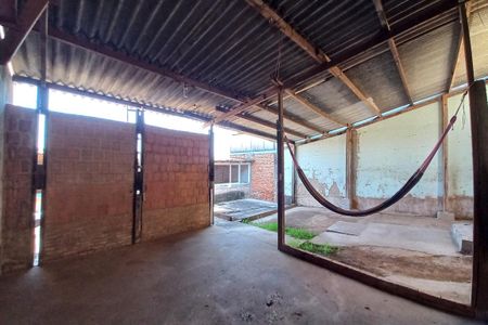 Casa à venda com 400m², 3 quartos e 3 vagas Casa à venda com 400m², 3 quartos e 3 vagasÁrea Comum