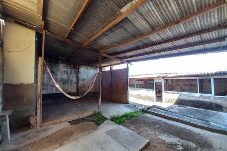 Casa à venda com 400m², 3 quartos e 3 vagas Casa à venda com 400m², 3 quartos e 3 vagasÁrea Comum