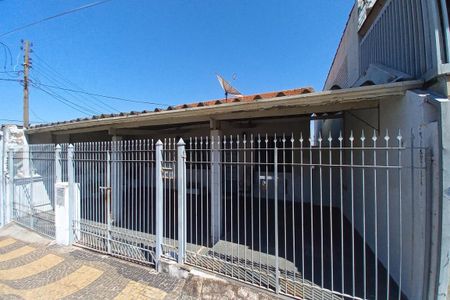 Casa à venda com 400m², 3 quartos e 3 vagas Casa à venda com 400m², 3 quartos e 3 vagasFachada do Prédio