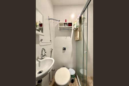 Apartamento à venda com 86m², 2 quartos e sem vagaÁrea de serviço - banheiro