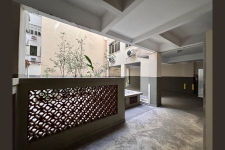 Apartamento à venda com 86m², 2 quartos e sem vagaÁrea comum