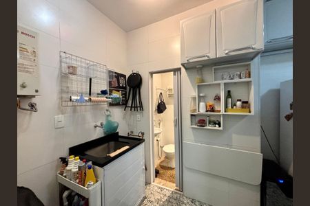 Apartamento à venda com 86m², 2 quartos e sem vagaÁrea de serviço