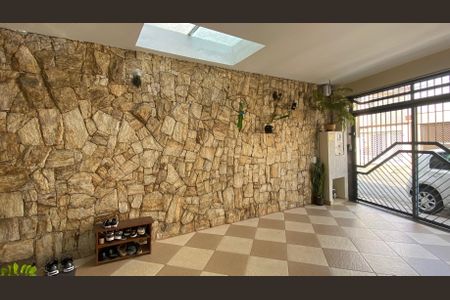 Casa à venda com 125m², 3 quartos e 2 vagasGaragem