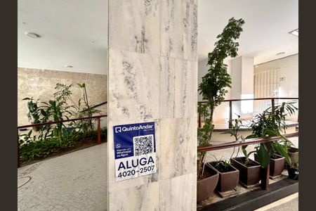 Apartamento à venda com 136m², 3 quartos e sem vaga Apartamento à venda com 136m², 3 quartos e sem vagaPlaca