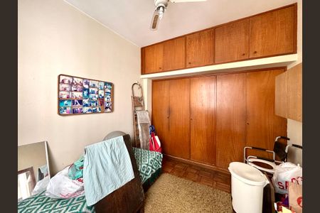 Apartamento à venda com 136m², 3 quartos e sem vaga Apartamento à venda com 136m², 3 quartos e sem vagaQuarto de Serviço