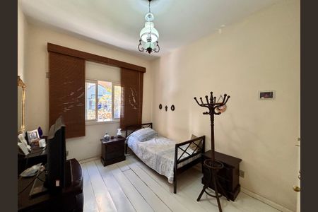 Quarto 1 de apartamento à venda com 3 quartos, 136m² em Copacabana, Rio de Janeiro