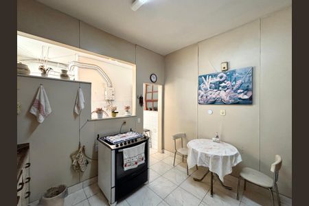 Apartamento à venda com 136m², 3 quartos e sem vaga Apartamento à venda com 136m², 3 quartos e sem vagaCozinha