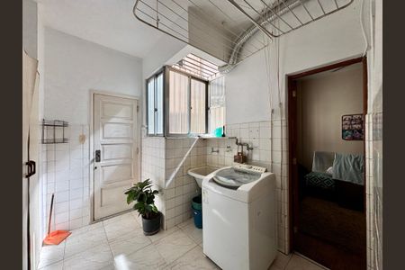 Apartamento à venda com 136m², 3 quartos e sem vaga Apartamento à venda com 136m², 3 quartos e sem vagaÁrea de Serviço