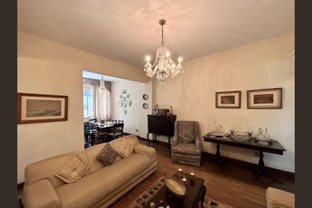 Apartamento à venda com 136m², 3 quartos e sem vaga Apartamento à venda com 136m², 3 quartos e sem vagaSala