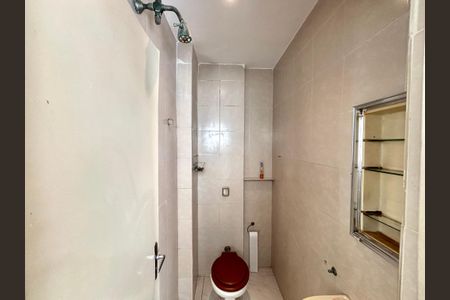Apartamento à venda com 136m², 3 quartos e sem vaga Apartamento à venda com 136m², 3 quartos e sem vagaBanheiro de Serviço