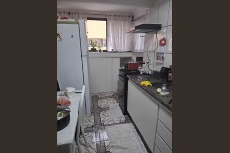 Cozinha de apartamento para alugar com 3 quartos, 58m² em Parque Cecap, Guarulhos