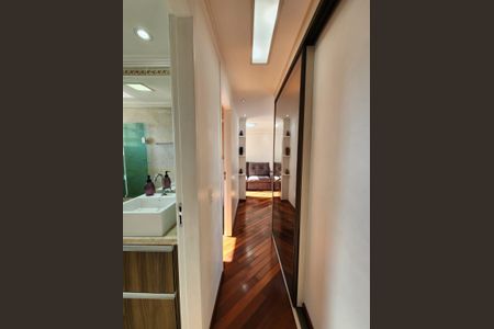 Apartamento à venda com 51m², 2 quartos e 1 vagaCorredor