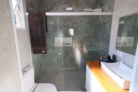 Casa à venda com 125m², 3 quartos e 3 vagasBanheiro da Suíte 1