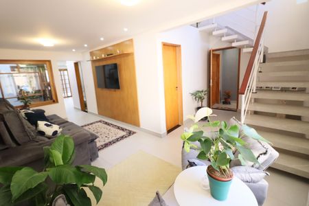 Sala de casa à venda com 3 quartos, 125m² em Parque Continental, Osasco