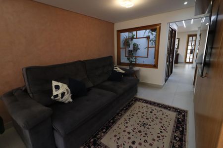 Casa à venda com 125m², 3 quartos e 3 vagasSala