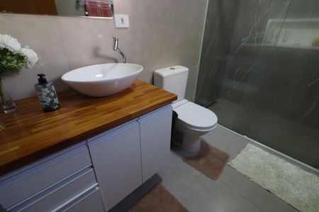 Casa à venda com 125m², 3 quartos e 3 vagasBanheiro 2