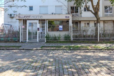 Apartamento à venda com 55m², 2 quartos e 1 vagaFachada e portaria