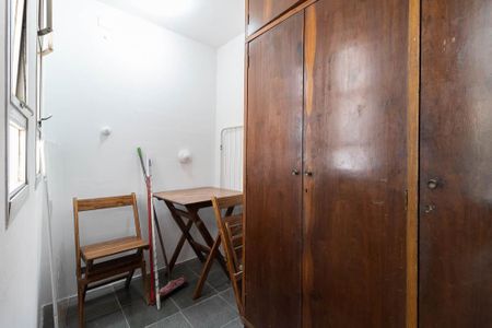 Apartamento para alugar com 75m², 2 quartos e 1 vaga Apartamento para alugar com 75m², 2 quartos e 1 vagaQuarto de Serviço