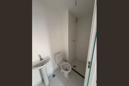 Apartamento para alugar com 33m², 2 quartos e sem vaga Apartamento para alugar com 33m², 2 quartos e sem vagaBanheiro