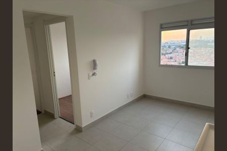 Apartamento para alugar com 33m², 2 quartos e sem vaga Apartamento para alugar com 33m², 2 quartos e sem vagaSala