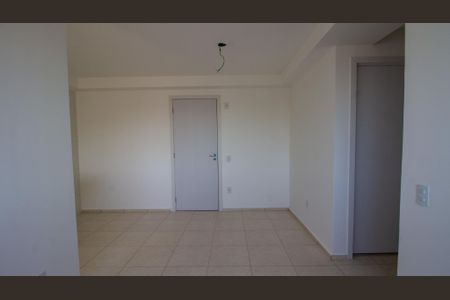Sala de apartamento à venda com 2 quartos, 48m² em Barra da Tijuca, Rio de Janeiro