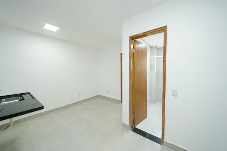 Sala/Cozinha de kitnet/studio para alugar com 1 quarto, 22m² em Vila Paulo Silas, São Paulo