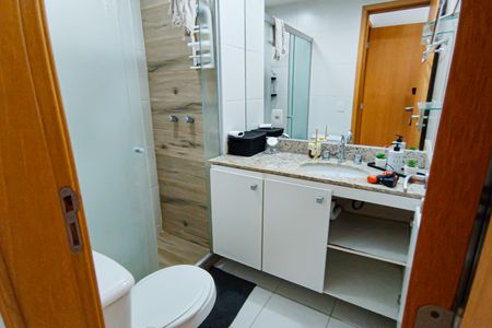Apartamento para alugar com 73m², 3 quartos e 1 vaga Apartamento para alugar com 73m², 3 quartos e 1 vagaBanheiro Suíte