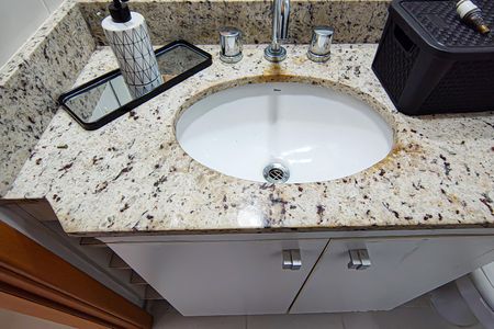 Apartamento para alugar com 73m², 3 quartos e 1 vaga Apartamento para alugar com 73m², 3 quartos e 1 vagaBanheiro Social