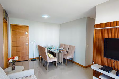Sala de apartamento para alugar com 3 quartos, 73m² em Barra Olímpica, Rio de Janeiro