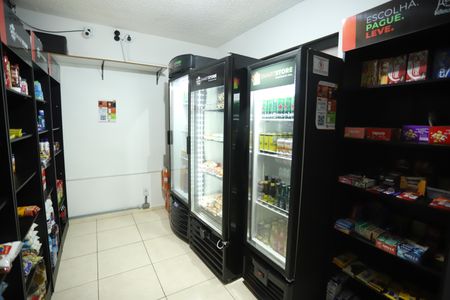 Apartamento para alugar com 46m², 2 quartos e 1 vagaMini Mercado