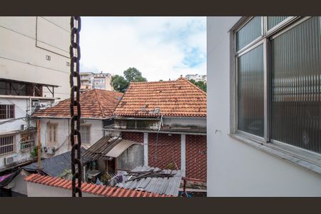 Sala Vista de apartamento para alugar com 2 quartos, 50m² em Rio Comprido, Rio de Janeiro