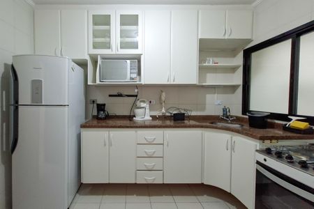 Apartamento para alugar com 90m², 2 quartos e 1 vagaCozinha