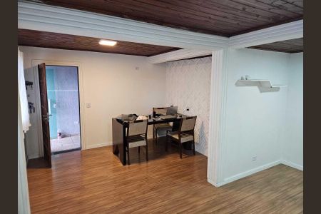 Casa para alugar com 145m², 4 quartos e 3 vagas